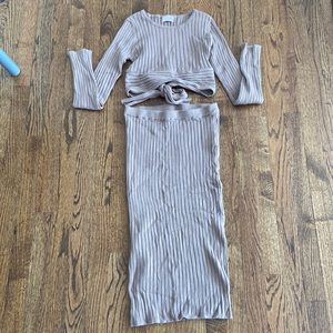 Beige/tan matching top and skirt set